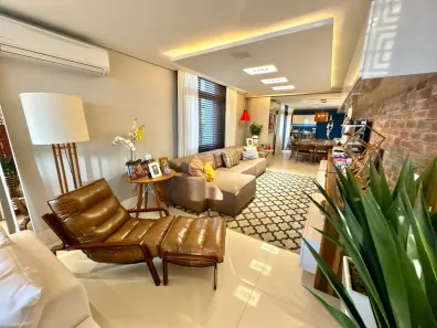 Apartamento com 4 Quartos à venda, 290m² no Centro, Florianópolis