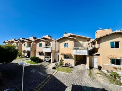 Casa de Condomínio com 3 Quartos à venda, 160m² no Sapiranga-Coité, Fortaleza
