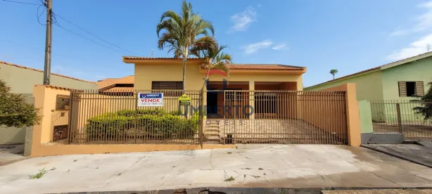 Casa com 3 Quartos à venda, 228m² no Jardim Matilde, Ourinhos
