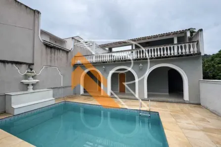 Casa com 5 Quartos à venda, 200m² no Pendotiba, Niterói