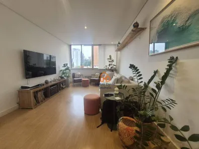 Apartamento com 3 Quartos à venda, 140m² no Jardim das Bandeiras, São Paulo
