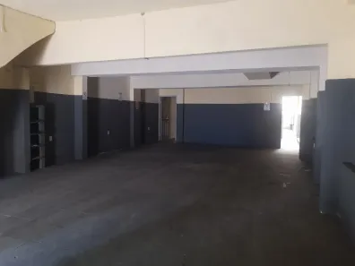 Ponto Comercial para alugar, 240m² no Centro, Niterói