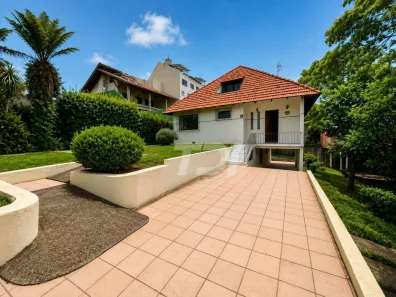 Casa com 5 Quartos à venda, 252m² no Barreirinha, Curitiba
