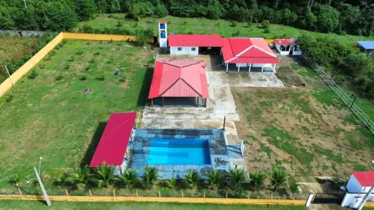Fazenda/Sítio com 5 Quartos à venda, 600m² no , Iranduba