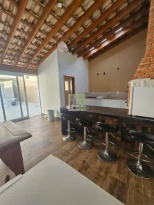 Casa com 3 Quartos à venda, 389m² no Jardim Quintas das Videiras, Jundiaí
