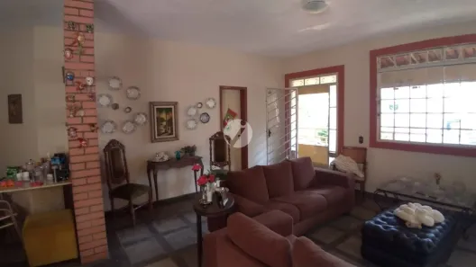 Casa com 3 Quartos à venda, 359m² no Buritis, Belo Horizonte