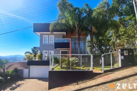 Casa com 3 Quartos à venda, 400m² no Salto do Norte, Blumenau