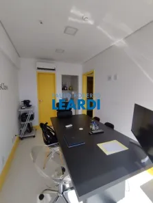 Sala Comercial à venda, 41m² no Green Valley Alphaville, Barueri