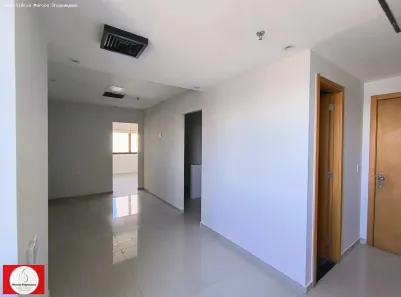 Sala Comercial à venda, 39m² no Caminho das Árvores, Salvador