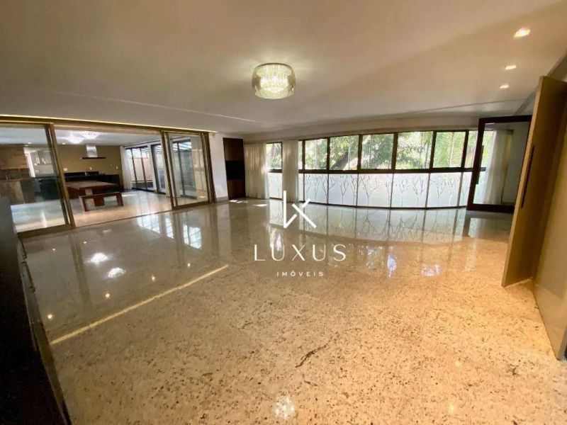 Apartamento com 4 quartos — Serra, Belo Horizonte