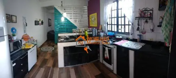 Sobrado com 3 Quartos à venda, 220m² no Cidade Soberana, Guarulhos