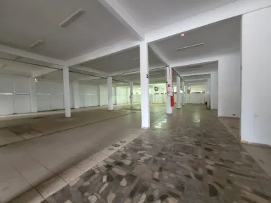 Ponto Comercial para alugar, 1890m² no Bom Jesus, Uberlândia