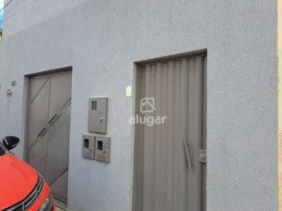 Casa com 3 Quartos para alugar, 50m² no Vila Guilhermina, Montes Claros