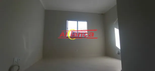 Casa com 2 Quartos para alugar, 70m² no Cidade Jardim Cumbica, Guarulhos