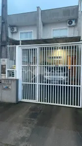 Sobrado com 2 Quartos à venda, 72m² no Petrópolis, Joinville