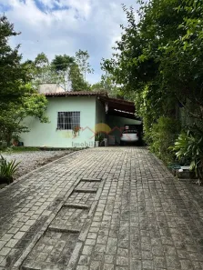 Casa com 2 Quartos à venda, 77m² no Floresta, Joinville