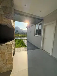 Casa de Condomínio com 3 Quartos para alugar, 159m² no Pedra Branca, Palhoça