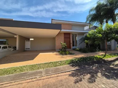 Casa com 3 Quartos para alugar, 20m² no Jardim São Domingos, Marília
