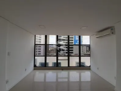 Sala Comercial à venda, 46m² no Centro Histórico, Porto Alegre