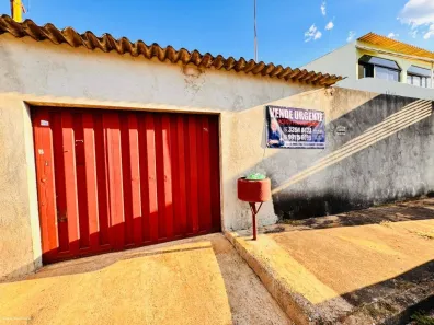 Casa com 3 Quartos à venda, 150m² no Santa Maria, Brasília