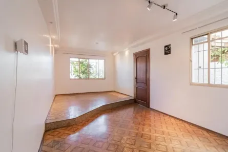 Casa com 3 Quartos à venda, 200m² no Parque Jabaquara, São Paulo