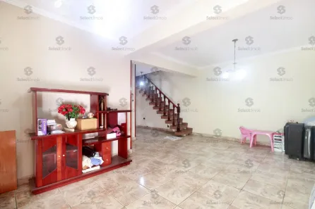 Sobrado com 3 Quartos à venda, 192m² no Parque São Vicente, Mauá