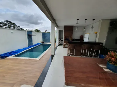 Casa de Condomínio com 4 Quartos para alugar, 247m² no Uruguai, Teresina
