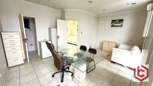 Sala Comercial à venda, 44m² no Gonzaga, Santos