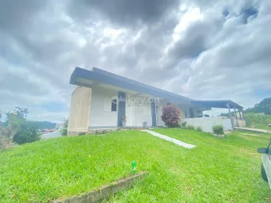 Apartamento com 1 Quarto para alugar, 30m² no Morrotes, Tubarão