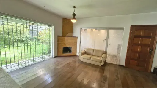 Sobrado com 3 Quartos à venda, 210m² no Cidade São Francisco, São Paulo
