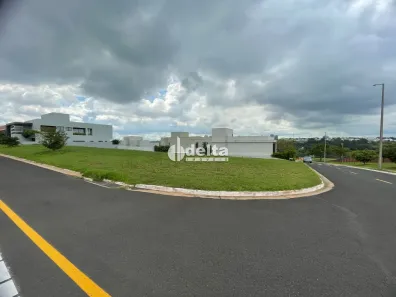 Lote/Terreno à venda, 689m² no Nova Uberlândia, Uberlândia