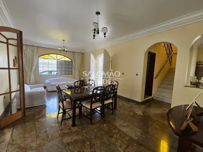 Casa com 3 Quartos à venda, 250m² no São Brás, Belém