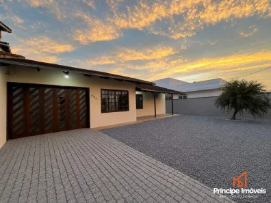 Casa com 4 Quartos à venda, 170m² no Saguaçu, Joinville