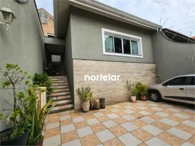 Sobrado com 3 Quartos à venda, 140m² no Vila Fiat Lux, São Paulo