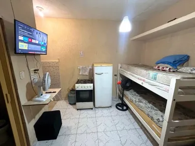 Casa com 1 Quarto para alugar, 15m² no Caiçara, Praia Grande