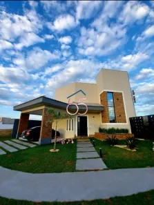 Sobrado com 3 Quartos à venda, 247m² no Condomínio Primor das Torres, Cuiabá