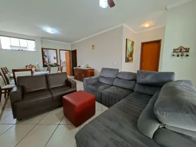 Casa com 3 Quartos à venda, 325m² no Centro, Bauru