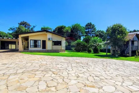Casa com 3 Quartos à venda, 250m² no Brasília, Garibaldi
