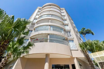 Apartamento com 3 Quartos para alugar, 133m² no Ahú, Curitiba