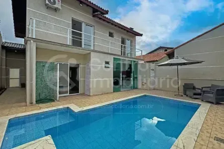 Casa com 3 Quartos à venda, 215m² no Jardim Imperador, Peruíbe