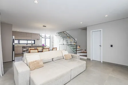 Casa de Condomínio com 3 Quartos à venda, 148m² no Santa Cândida, Curitiba
