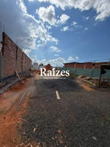Lote/Terreno à venda, 318m² no Novo Mundo, Uberlândia