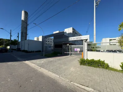 Apartamento com 2 Quartos para alugar, 45m² no Cambeba, Fortaleza
