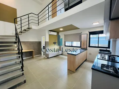 Apartamento com 1 Quarto para alugar, 68m² no Carvoeira, Florianópolis