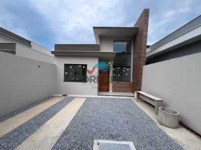 Casa com 2 Quartos à venda, 70m² no Extensão do Bosque, Rio das Ostras