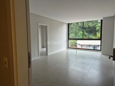 Apartamento com 2 Quartos à venda, 70m² no Jurerê, Florianópolis