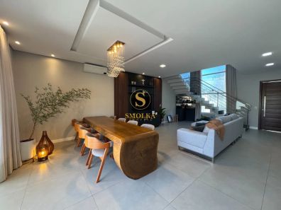 Casa de Condomínio com 4 Quartos à venda, 262m² no Cachoeira do Bom Jesus, Florianópolis