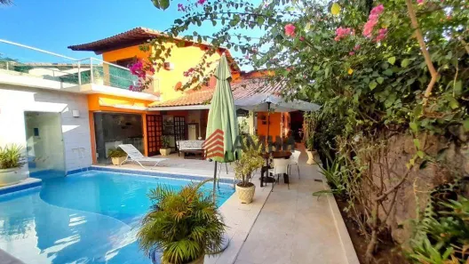 Casa com 4 Quartos à venda, 750m² no São Francisco, Niterói