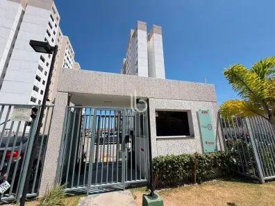 Apartamento com 2 Quartos para alugar, 55m² no Itaperi, Fortaleza