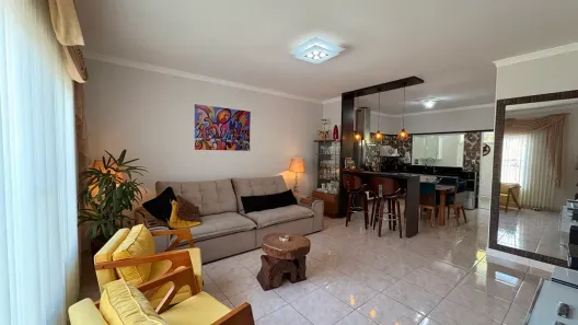 Casa com 2 Quartos à venda, 77m² no Nogueira, Guararema